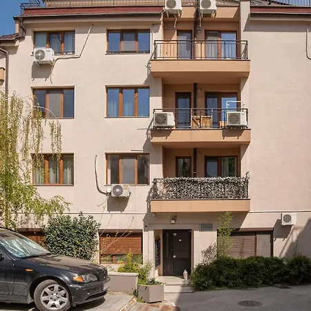 Breeze Atelier Апартаменты *