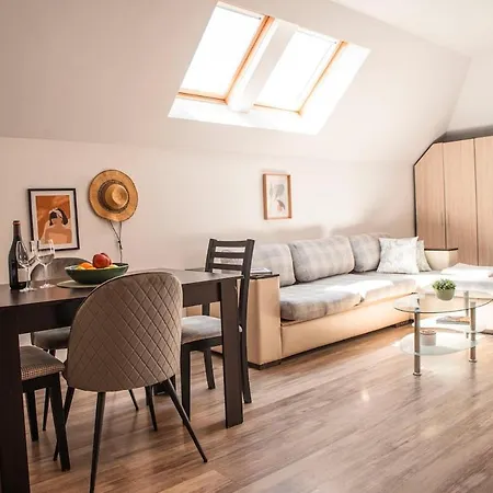 Apartment Breeze Atelier