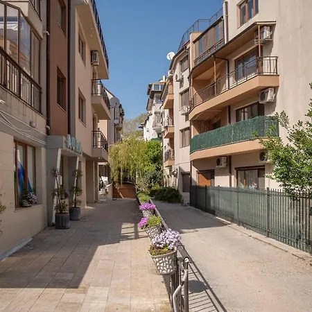 Apartment Breeze Atelier *